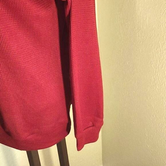 Red Top with Cut-out & Tie in the Back, Size Small - Picture 4 of 6